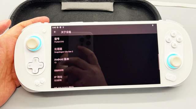 专业游戏按键加7英寸OLED屏幕这款超级掌机性能强劲团战轻松(图2)